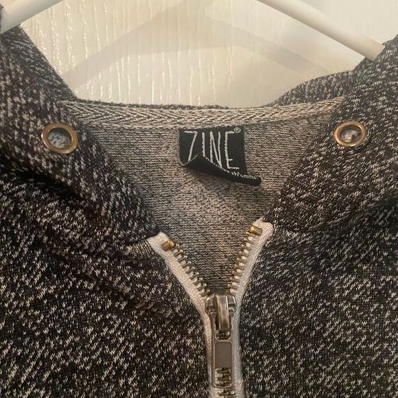 Heathered Black Zipup Hoodie ZUMIEZ - Picture 5 of 5